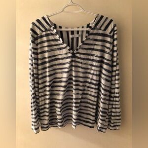 Women's Long Sleeve Top (Ricki's) - Size XXL